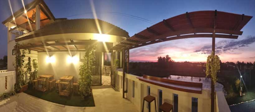 Bua Daeng Homestay Resort Kumphawapi エクステリア 写真