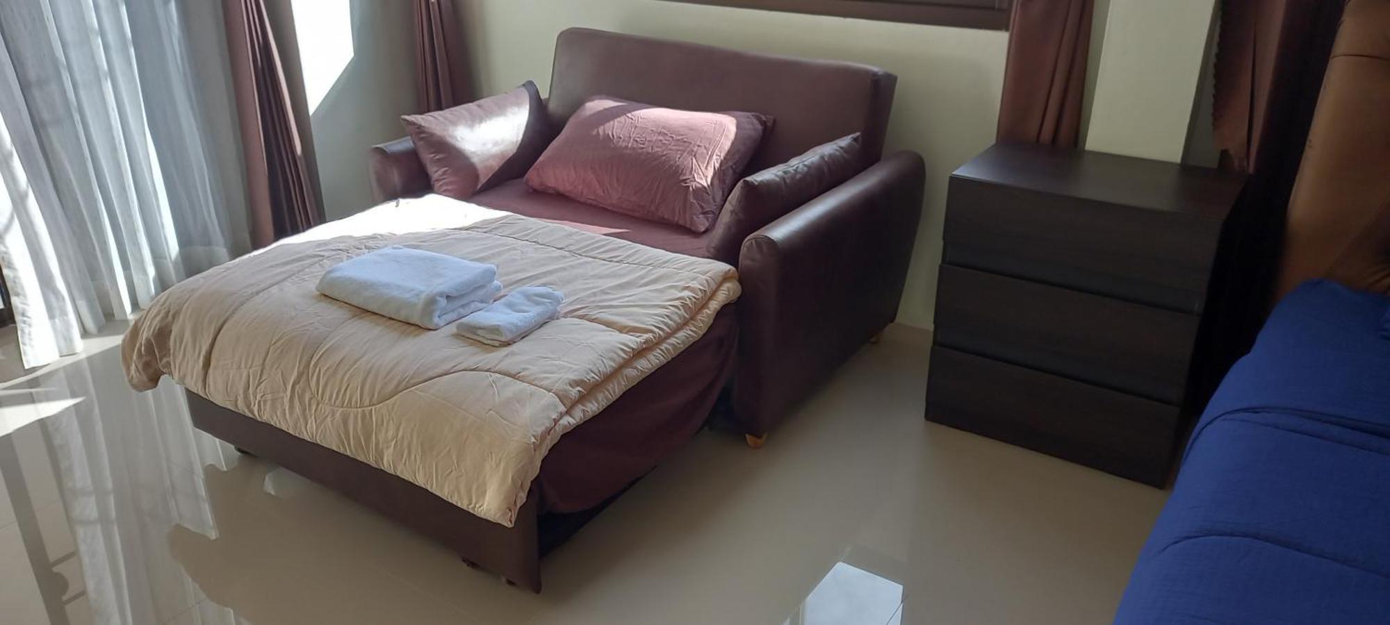Bua Daeng Homestay Resort Kumphawapi エクステリア 写真